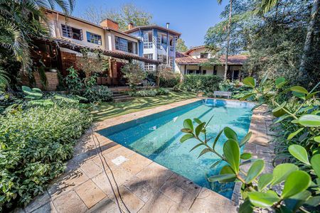 3_photo/94cf00634f.5b86ecbfc5c60960-ATLAS-8b132530-9f12-49b4-94ee-dd45228d081f.jpg de casa de condomínio à venda com 5 quartos, 540m² em Recanto Impla, Carapicuíba