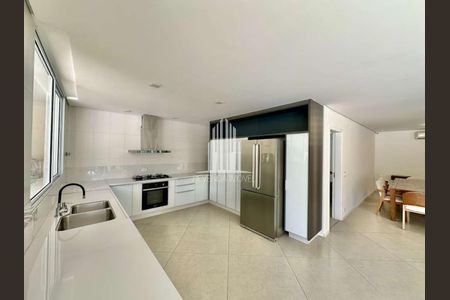 13_photo/94cf006461.df2406aa61ba3211-ATLAS-408cecf1-8f10-4739-bcac-e99e9d7089b8.jpg de casa à venda com 3 quartos, 574m² em Recanto Impla, Carapicuíba