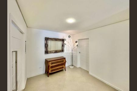 18_photo/94cf006461.df2406aa61ba3211-ATLAS-7168f5a5-1036-47dc-beb9-7b8c72145a43.jpg de casa à venda com 3 quartos, 574m² em Recanto Impla, Carapicuíba