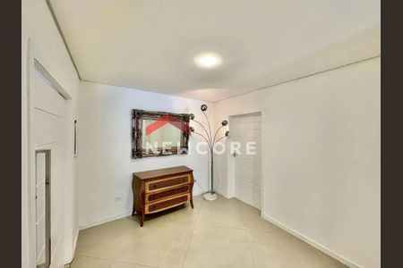 10_photo/94cf00649d.93b8fa184532727f-ATLAS-a7d87ff8-4596-46f1-923b-58ca39c8fb65.jpg de casa de condomínio à venda com 3 quartos, 574m² em Recanto Impla, Carapicuíba