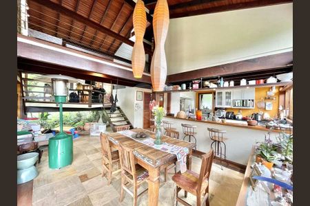 9_photo/94cf0064c7.8ca146e4695ff152-ATLAS-8f3e6b07-b28e-49d9-94eb-abc0dafdfda5.jpg de casa de condomínio à venda com 3 quartos, 282m² em Recanto Impla, Carapicuíba