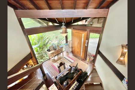 10_photo/94cf0064c7.8ca146e4695ff152-ATLAS-a783907b-5d9f-41a4-8def-d8f576936b7e.jpg de casa de condomínio à venda com 3 quartos, 282m² em Recanto Impla, Carapicuíba