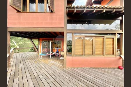 20_photo/94cf0064c7.8ca146e4695ff152-ATLAS-b16ad977-6c64-4f86-96f2-b090261ed643.jpg de casa de condomínio à venda com 3 quartos, 282m² em Recanto Impla, Carapicuíba