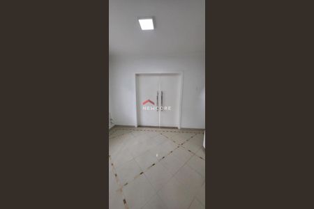 24_photo/94cf006507.93b8fa184532727f-ATLAS-3c2ae151-77c4-4262-9e67-b69e6f88f301.jpg de casa à venda com 3 quartos, 250m² em Chácara das Paineiras, Carapicuíba