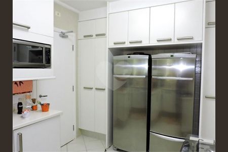 17_photo/94cf00651b.0abb473e952761da-ATLAS-0e492ba4-3393-480e-bed8-4c573ca6bdf6.jpg de casa à venda com 4 quartos, 400m² em Recanto Impla, Carapicuíba