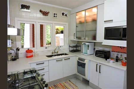 19_photo/94cf00651b.0abb473e952761da-ATLAS-d6cdc1ba-bd4c-4874-bc22-3836f990b840.jpg de casa à venda com 4 quartos, 400m² em Recanto Impla, Carapicuíba