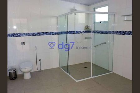 28_photo/94cf0065ed.f468b0c7bf094498-ATLAS-0e0cd441-bdc4-4da2-be6e-3fe5e5ac026e.jpg de casa de condomínio à venda com 5 quartos, 804m² em Chácara das Paineiras, Carapicuíba