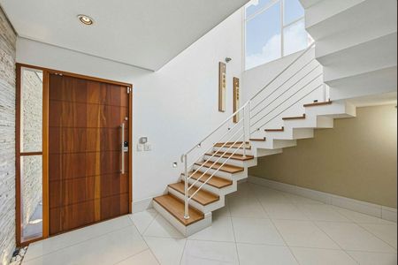 53_photo/94cf006645.94cacd11540bb35e-ATLAS-06c5b224-d945-47a7-9362-8f52f13febb5.jpg de casa para alugar com 3 quartos, 296m² em Pousada dos Bandeirantes, Carapicuíba