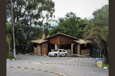 5_photo/94cf0066e1.f279df7ab7105e24-ATLAS-867a2e01-b8ea-485f-a0df-d5d463671b3b.jpg de casa de condomínio à venda com 3 quartos, 307m² em Pousada dos Bandeirantes, Carapicuíba
