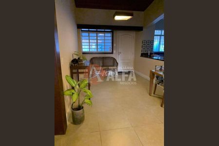 5_photo/94cf006773.5077d899a019484d-ATLAS-403f232a-e617-4f5b-8a3b-6650b70aab36.jpg de casa para alugar com 4 quartos, 700m² em Pousada dos Bandeirantes, Carapicuíba