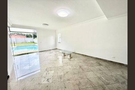 11_photo/94cf0067bd.98319c766f537efd-ATLAS-15256754-7c60-48ba-b8d5-d72d145db5c5.jpg de casa para alugar com 4 quartos, 391m² em Pousada dos Bandeirantes, Carapicuíba