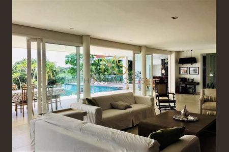 7_photo/94cf0067d5.54b8780a509023fd-ATLAS-759a8aaa-550d-4fdc-8bd7-a6441e309d9b.jpg de casa para alugar com 4 quartos, 550m² em Vilarejo, Carapicuíba