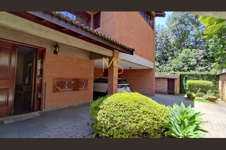 9_photo/94cf0067e1.791a2c086178d312-ATLAS-c8e836ef-2416-4e8a-acfc-1e227bfd4b3f.jpg de casa de condomínio à venda com 4 quartos, 650m² em Chacara Santa Lucia dos Ypes, Carapicuíba