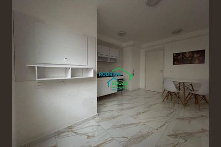 3_photo/94cf00685b.59c15ffbb85e7d93-ATLAS-4db23b71-2e29-429f-850e-7053f7493ddf.jpg de apartamento para alugar com 1 quarto, 28m² em Jardim Ana Estela, Carapicuíba