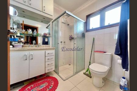 27_photo/94cf006953.f5994e8b2021a887-ATLAS-54fa096e-4f51-46ce-9e3e-4f2f9a1d9fca.jpg de casa de condomínio à venda com 3 quartos, 358m² em Chácara das Paineiras, Carapicuíba