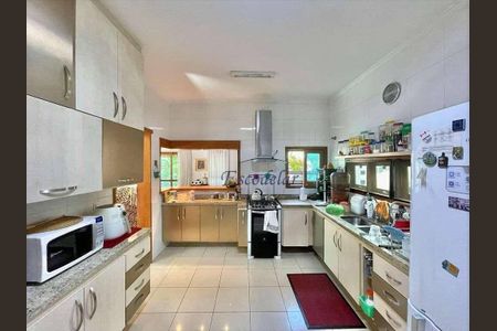 21_photo/94cf006953.f5994e8b2021a887-ATLAS-a5e442ba-0d3f-4cf1-9452-9d6f357a7f7e.jpg de casa de condomínio à venda com 3 quartos, 358m² em Chácara das Paineiras, Carapicuíba