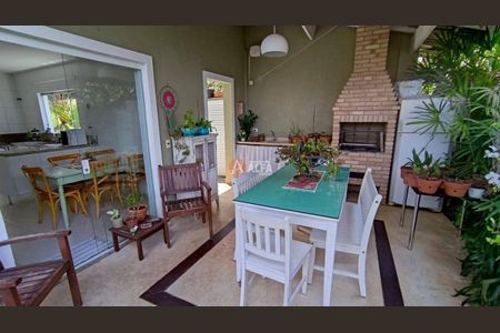 12_photo/94cf006969.ead0744c2329e0c8-ATLAS-241b15c5-4f08-43b8-9d6d-94d2d2eee4a0.jpg de casa para alugar com 4 quartos, 231m² em Chácara das Paineiras, Carapicuíba