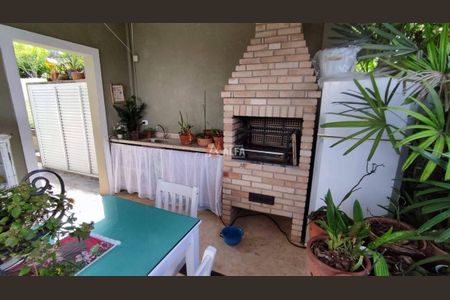 13_photo/94cf006969.ead0744c2329e0c8-ATLAS-3ba1bd39-c0ad-497a-afd7-e941b505b48f.jpg de casa para alugar com 4 quartos, 231m² em Chácara das Paineiras, Carapicuíba