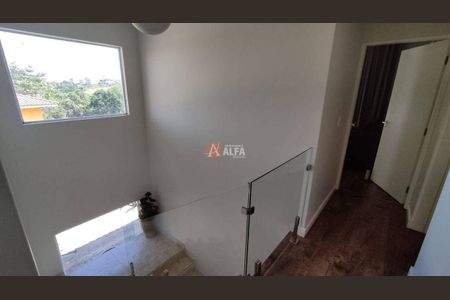 22_photo/94cf006969.ead0744c2329e0c8-ATLAS-568d7995-361e-413a-81eb-a1740fa5b977.jpg de casa para alugar com 4 quartos, 231m² em Chácara das Paineiras, Carapicuíba