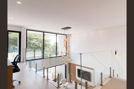 7_photo/94cf006e43.6dab91d44a59d054-ATLAS-4c54b748-e52a-4248-a0e8-0e323f1549b3.jpg de casa à venda com 4 quartos, 365m² em Vilarejo, Carapicuíba