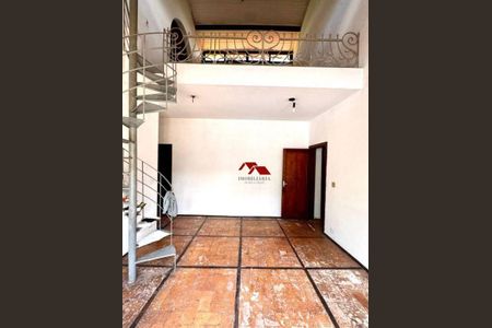 16_photo/94cf006f3d.2f15d505e37c7ac5-ATLAS-4e5ea49a-63d0-44c9-9fba-bb8dc67446e4.jpg de casa à venda com 7 quartos, 1010m² em Vilarejo, Carapicuíba