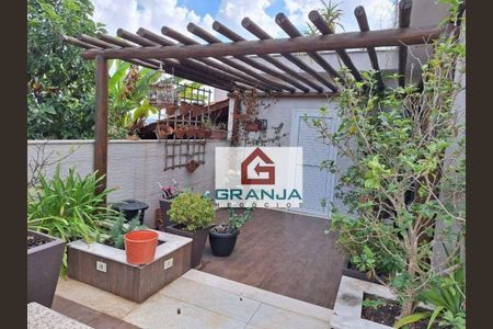 33_photo/94cf006f65.ceff8192393c33de-ATLAS-b5260b40-8fbe-4382-a66f-4e1a8de56c57.jpg de casa para alugar com 5 quartos, 218m² em Vila Diva, Carapicuíba