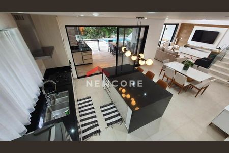 16_photo/94cf006f75.6dab91d44a59d054-ATLAS-e541f898-f8e3-40ce-b95c-5a2f769a4c7e.jpg de casa de condomínio à venda com 4 quartos, 365m² em Chácara dos Lagos, Carapicuíba