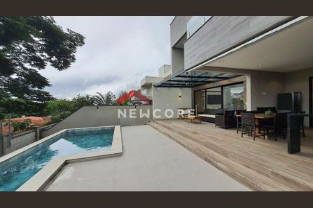 48_photo/94cf006f75.6dab91d44a59d054-ATLAS-fedd000c-2ce3-446f-abb3-9f826aa03f21.jpg de casa de condomínio à venda com 4 quartos, 365m² em Chácara dos Lagos, Carapicuíba