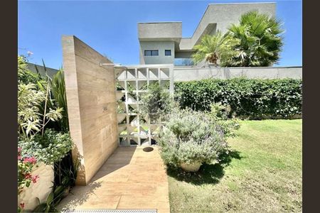 65_photo/94cf006fb5.a092227452ef5b5b-ATLAS-317f8caf-28a3-481e-8416-44f4e91c3165.jpg de casa para alugar com 4 quartos, 345m² em Chácara dos Lagos, Carapicuíba