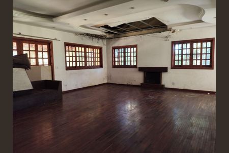 3_photo/94cf0073ad.60978ffcad3ca4e7-ATLAS-ecd116bf-bb9d-47a9-9362-ccac2ee36e3b.jpg de casa à venda com 4 quartos, 223m² em Vilarejo, Carapicuíba