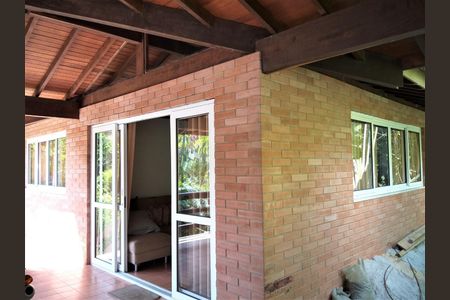 12_photo/94cf0074c5.4f48e483d4bcdc3b-ATLAS-4650715a-e079-483e-ae01-5574bbe58bed.jpg de casa de condomínio à venda com 4 quartos, 800m² em Chácara dos Lagos, Carapicuíba