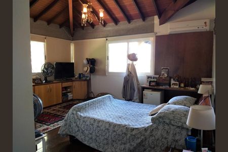 7_photo/94cf0074c5.4f48e483d4bcdc3b-ATLAS-51812381-8d24-45ce-a780-a2ef2f21ee2d.jpg de casa de condomínio à venda com 4 quartos, 800m² em Chácara dos Lagos, Carapicuíba