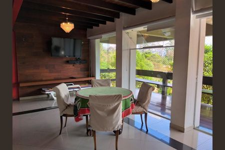 11_photo/94cf0074c5.4f48e483d4bcdc3b-ATLAS-cc627fe7-94b1-41bb-8db9-166db5261e41.jpg de casa de condomínio à venda com 4 quartos, 800m² em Chácara dos Lagos, Carapicuíba