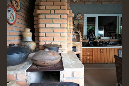 9_photo/94cf0074c5.4f48e483d4bcdc3b-ATLAS-dcac5e75-148e-4d9c-a289-c3e91c555ff0.jpg de casa de condomínio à venda com 4 quartos, 800m² em Chácara dos Lagos, Carapicuíba