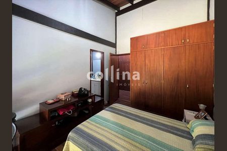 6_photo/94cf0074c5.ceff8192393c33de-ATLAS-2d6f98e1-9c39-4c39-b4e8-156cfb02b930.jpg de casa à venda com 4 quartos, 320m² em Chácara dos Lagos, Carapicuíba