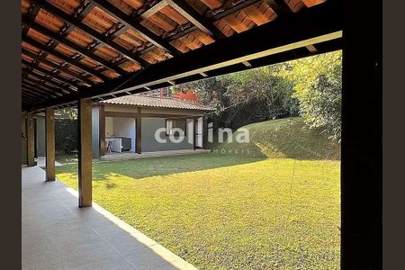 9_photo/94cf0074c5.ceff8192393c33de-ATLAS-7bbef5c9-4df9-4c1d-8a9b-7968d96757fd.jpg de casa à venda com 4 quartos, 320m² em Chácara dos Lagos, Carapicuíba