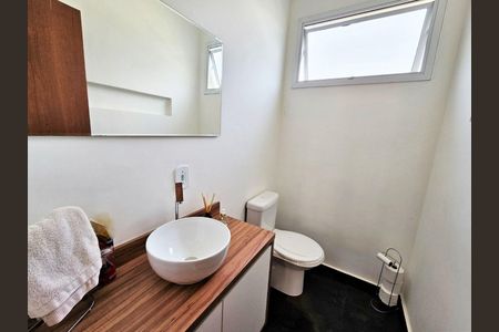 6_photo/94cf007517.014d739fb69e46b1-ATLAS-720a2e12-0c19-441a-a290-097e2af4df2f.jpg de casa de condomínio à venda com 4 quartos, 372m² em Chácara dos Lagos, Carapicuíba