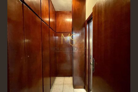 6_photo/94cf007535.791a2c086178d312-ATLAS-2d6c7e2a-04da-426c-b03c-bc3fa1b69d7d.jpg de casa à venda com 3 quartos, 412m² em Chácara dos Lagos, Carapicuíba