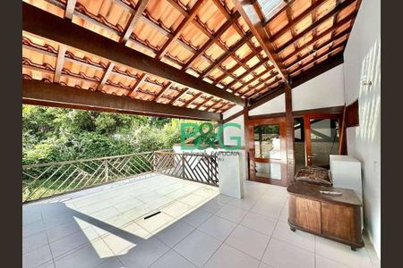 16_photo/94cf007535.fc3124ead6c5d417-ATLAS-e98248f3-498b-4d7e-b7ba-3d91109de72b.jpg de casa de condomínio à venda com 4 quartos, 345m² em Chácara dos Lagos, Carapicuíba