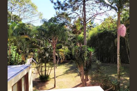 11_photo/94cf00758b.cda01c5f2bf1a0d1-ATLAS-11f9d133-4e3e-400f-8c07-00596d7f6c84.jpg de casa à venda com 3 quartos, 430m² em Parque Silvino Pereira, Cotia