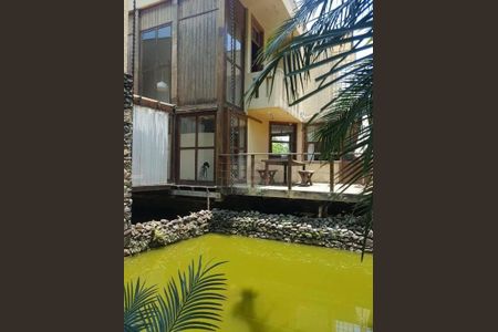 2_photo/94cf00758b.cda01c5f2bf1a0d1-ATLAS-60a8ade2-677a-4015-a8af-4374714e0c75.jpg de casa à venda com 3 quartos, 256m² em Parque Silvino Pereira, Cotia