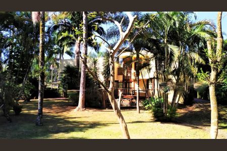 4_photo/94cf00758b.cda01c5f2bf1a0d1-ATLAS-70513fae-3923-4b19-b886-0f69181fa52e.jpg de casa à venda com 3 quartos, 430m² em Parque Silvino Pereira, Cotia