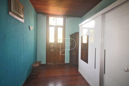 23_photo/94cf00758b.cda01c5f2bf1a0d1-ATLAS-88969664-989a-49d5-8ce2-eb5c7434e808.jpg de casa à venda com 3 quartos, 430m² em Parque Silvino Pereira, Cotia