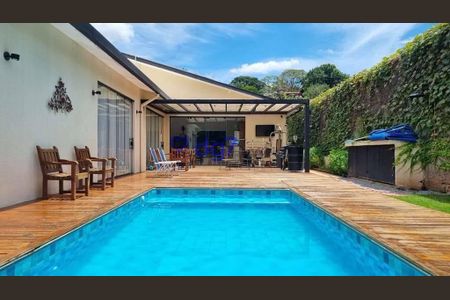 5_photo/94cf00758f.466232e0776849ff-ATLAS-3dfb3f9d-146d-4234-bfe5-72dd1cedbc62.jpg de casa à venda com 3 quartos, 278m² em Vila Santo Antonio de Carapicuiba, Cotia