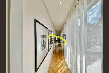 2_photo/94cf00758f.7e2ea02b9085bf9d-ATLAS-9317c94a-e74d-447d-a16b-c965cd7885ab.jpg de casa à venda com 3 quartos, 277m² em Vila Santo Antonio de Carapicuiba, Cotia