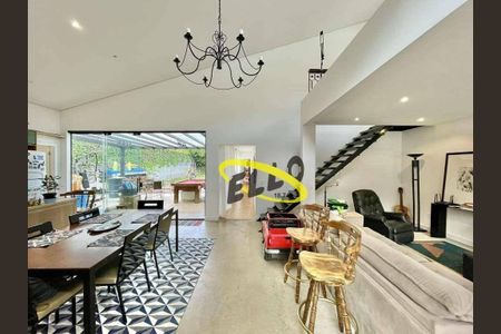 3_photo/94cf00758f.7e2ea02b9085bf9d-ATLAS-e4140bb9-19e8-46e0-963d-48704d47620f.jpg de casa à venda com 3 quartos, 277m² em Vila Santo Antonio de Carapicuiba, Cotia