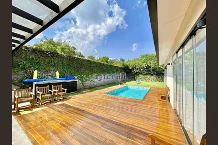 41_photo/94cf00758f.90d4d576cb9f59c3-ATLAS-e38e8095-328b-458d-85e9-cd1ebb1675bd.jpg de casa à venda com 3 quartos, 277m² em Vila Santo Antonio de Carapicuiba, Cotia