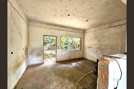 6_photo/94cf007593.0e5883cd31689f99-ATLAS-ecf3e90d-c843-422e-9eaa-0e3a6a1f5f25.jpg de casa à venda com 2 quartos, 179m² em Vila Santo Antonio de Carapicuiba, Cotia