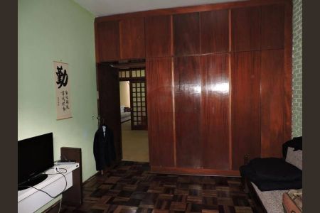 30_photo/94cf007609.ae6c0d4ae2e822c2-ATLAS-87720e8c-7625-4530-9d57-6d1029b1195d.jpg de casa à venda com 4 quartos, 1150m² em Vila Santo Antonio de Carapicuiba, Cotia