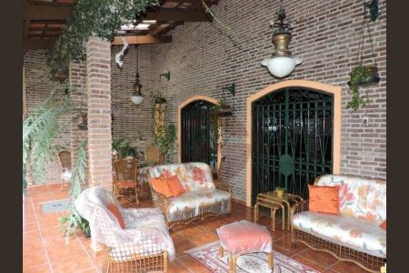 19_photo/94cf007609.ae6c0d4ae2e822c2-ATLAS-8c87d68f-aa90-4abb-ac95-809db25c72ba.jpg de casa à venda com 4 quartos, 1150m² em Vila Santo Antonio de Carapicuiba, Cotia
